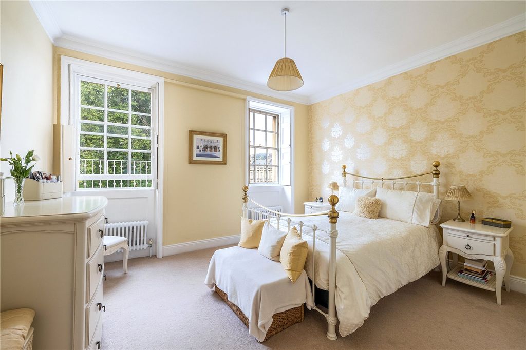 Additional image 8 of 3 bed flat for saleThe Circus, Bath, Somerset BA1