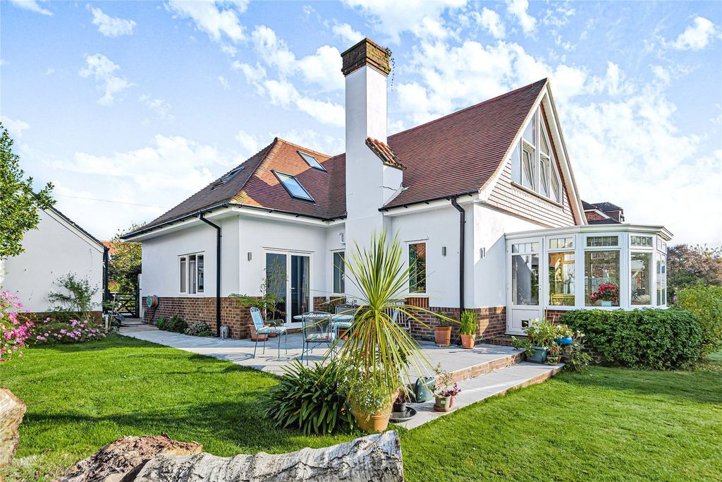 Property photo 1 of 11 Picture No. 01