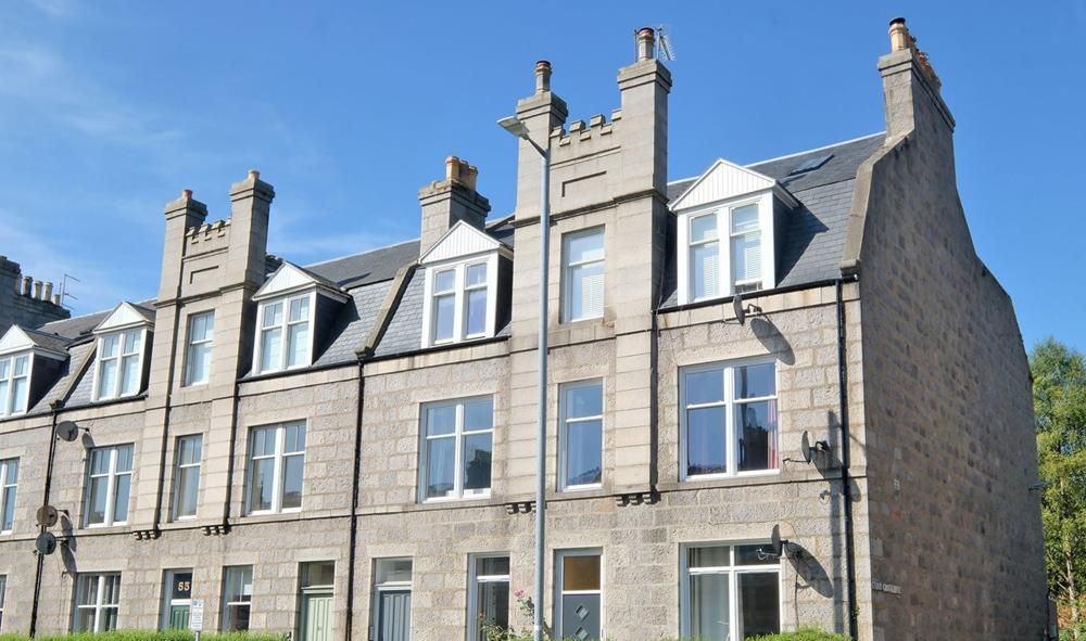 Property photo 3 of 13 49