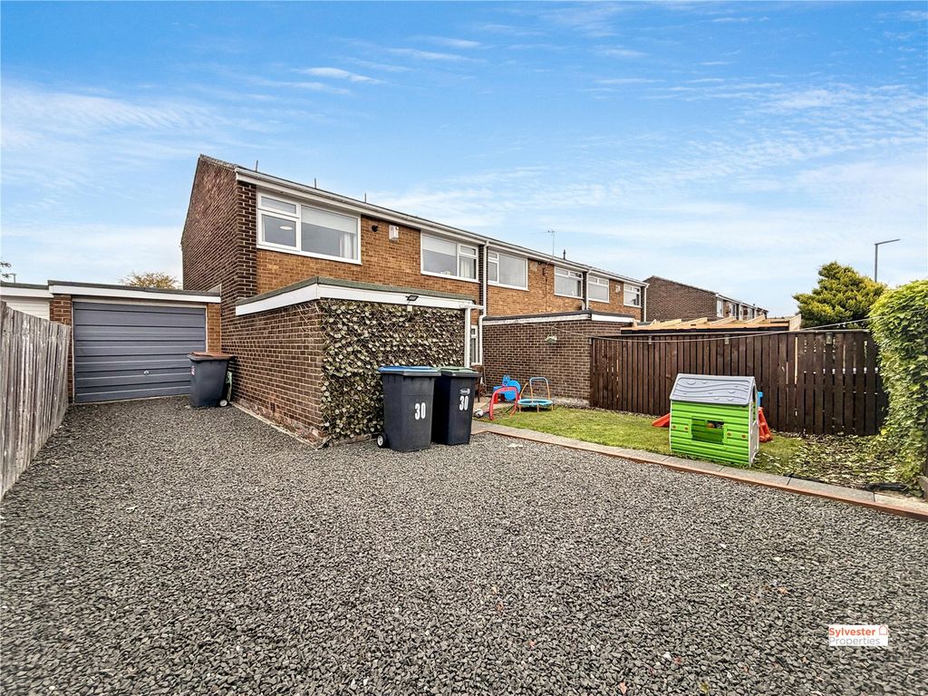 Property photo 1 of 20 Picture No. 19