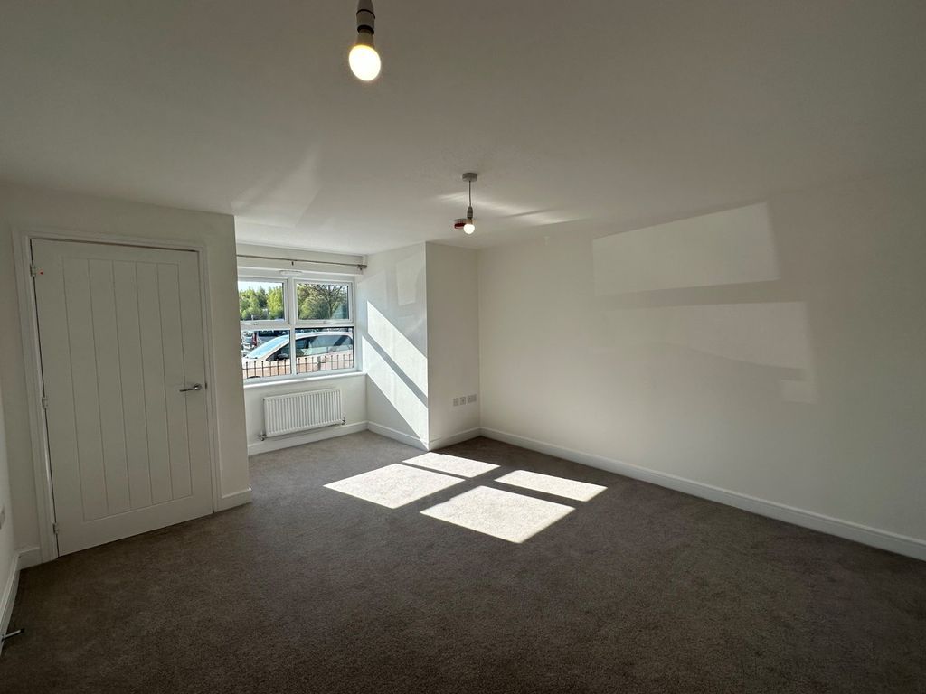 Property photo 2 of 13 Picture No. 08