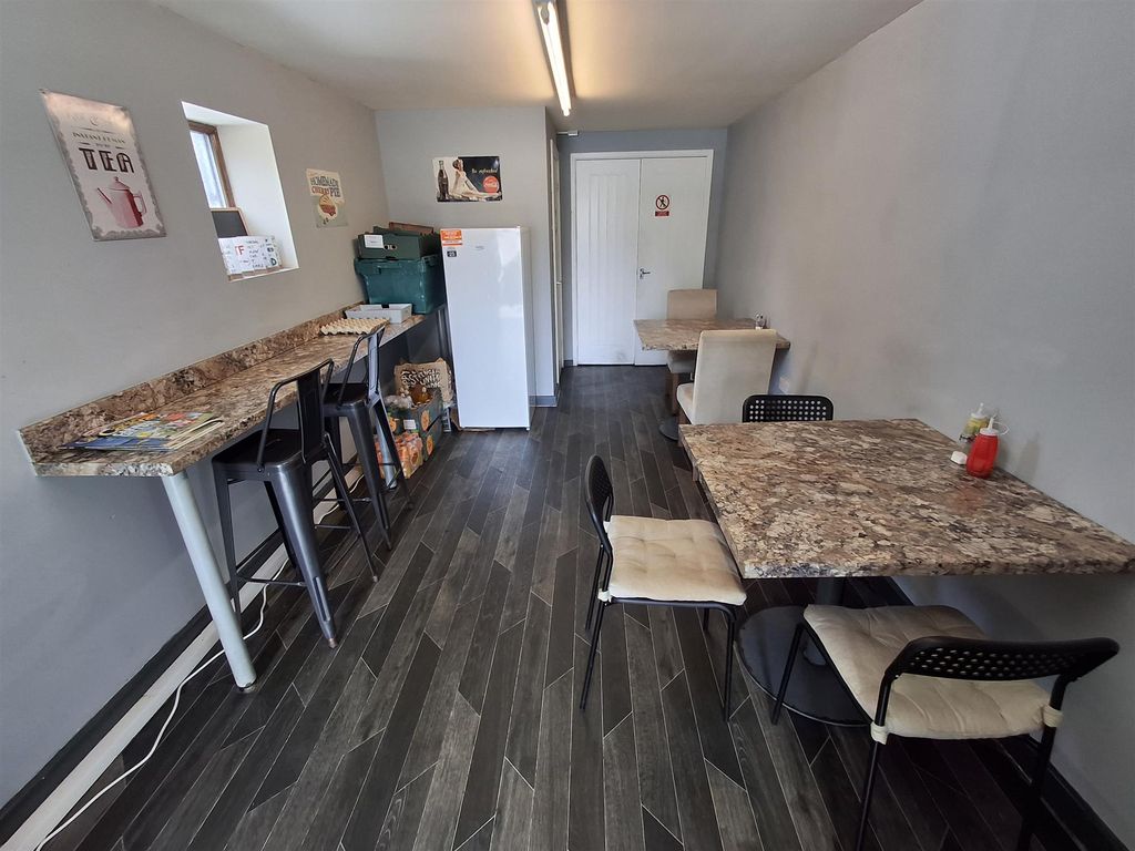 Property photo 3 of 5 Photo 2