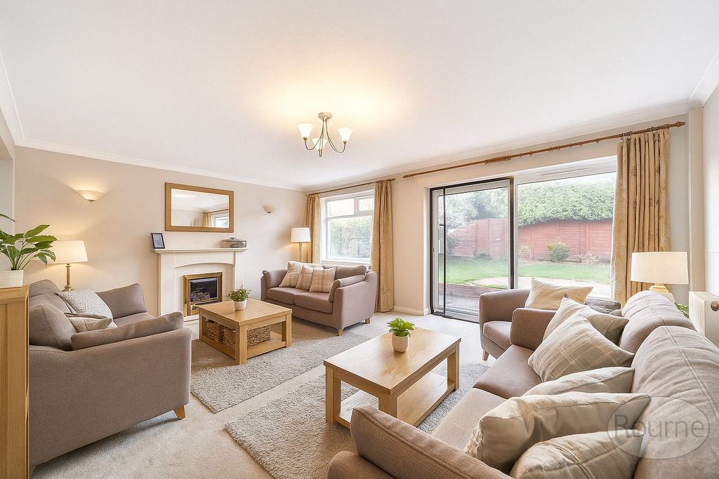 Property photo 3 of 11 Picture No. 35