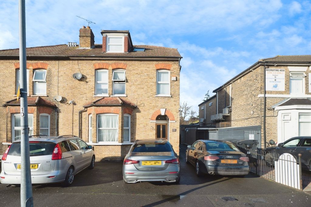 Property photo 1 of 13 Front View