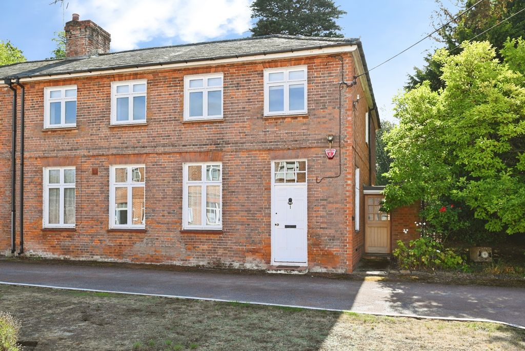 Property photo 1 of 26 Pbox-Img.Jpg