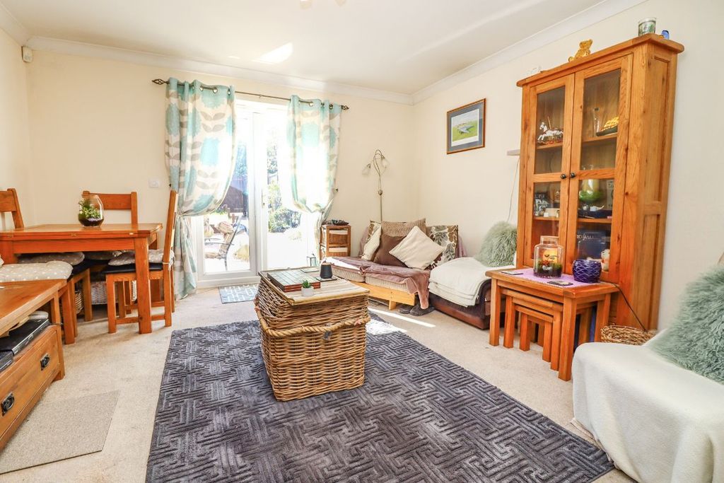 Property photo 3 of 14