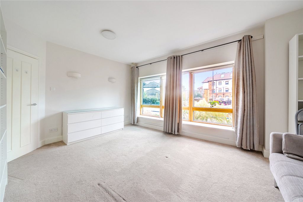 Property photo 2 of 13 Picture No. 09