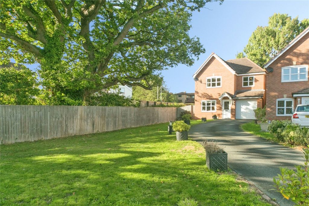Property photo 1 of 16 Picture No. 21