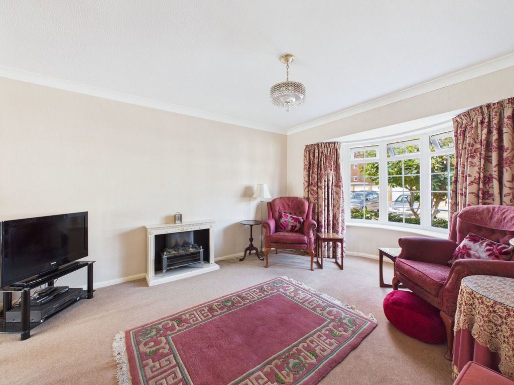 Property photo 2 of 18