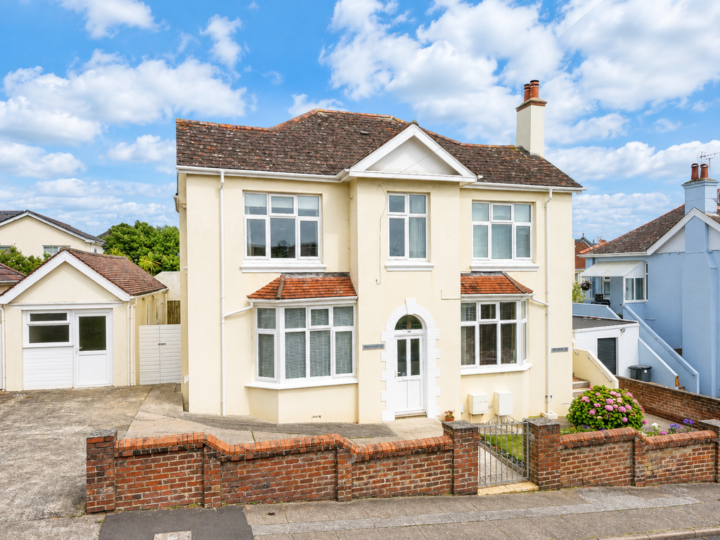 Property photo 1 of 22
