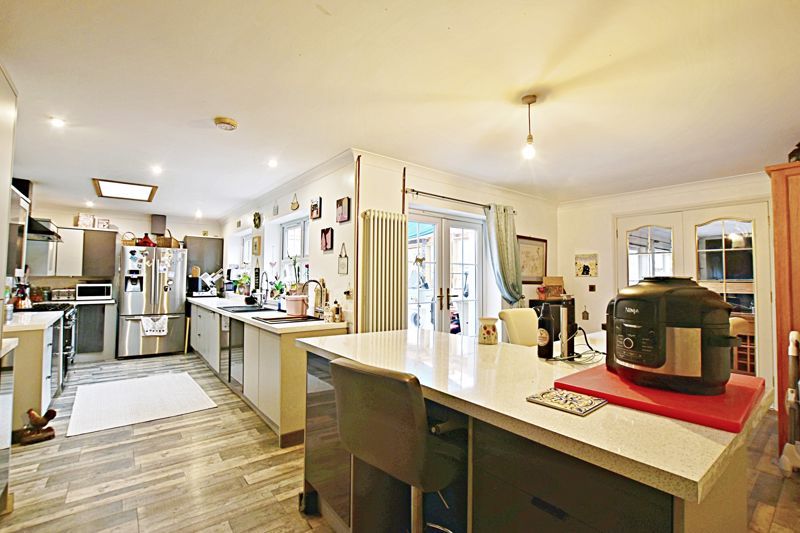 Property photo 2 of 22 Photo 15