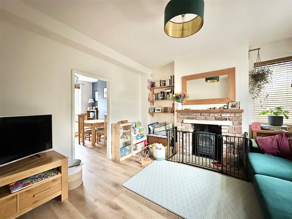 Property photo 2 of 16