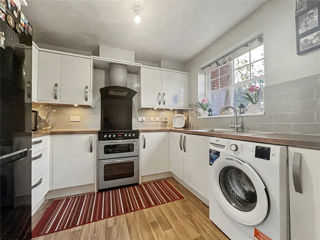 Property photo 2 of 10 Picture No. 02