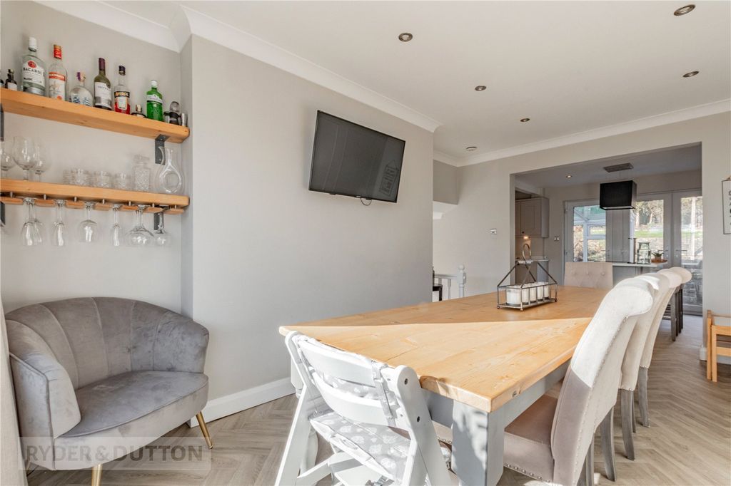 Property photo 2 of 43 Dining Room