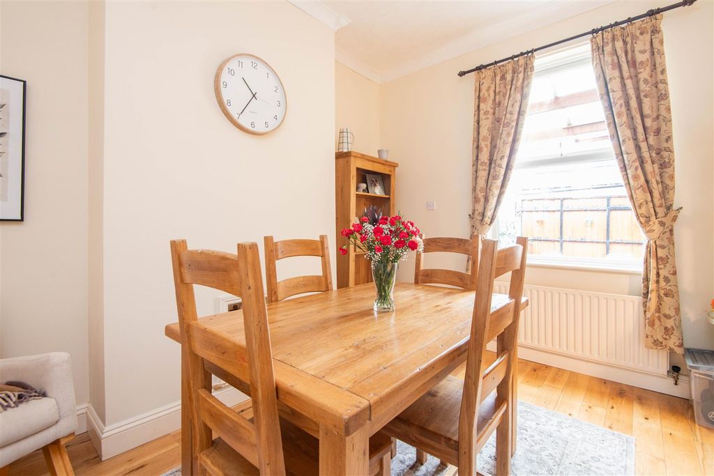 Property photo 3 of 23 Dining Room