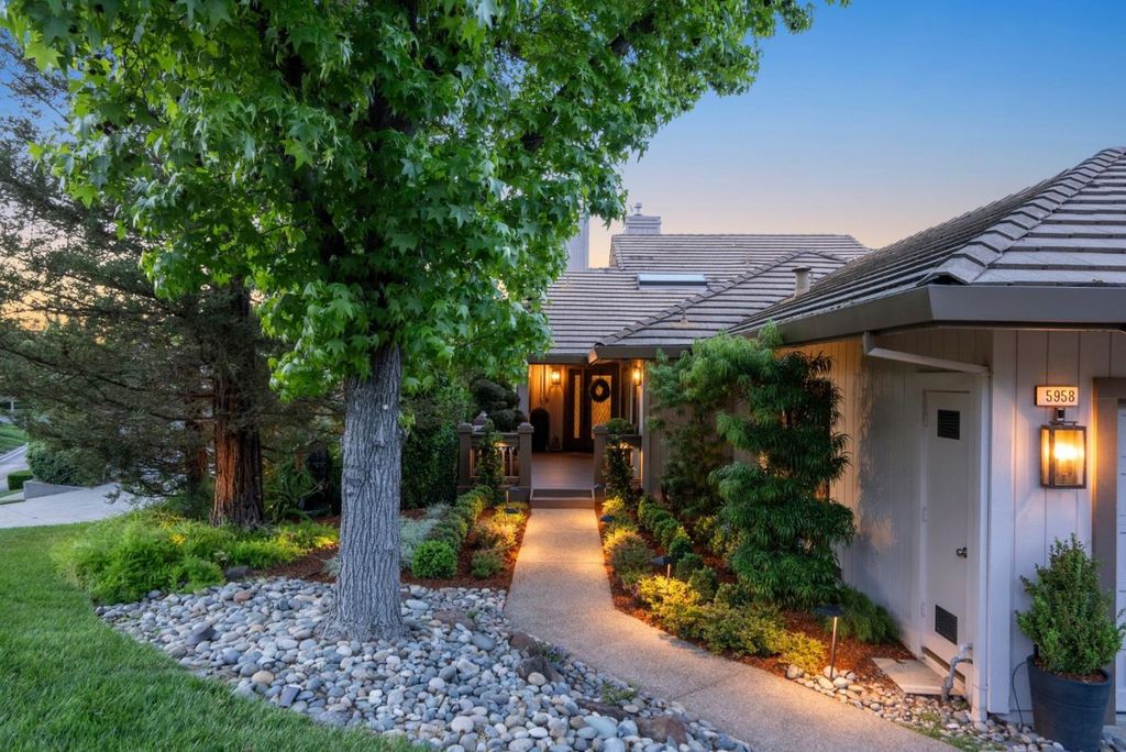 Property photo 1 of 70