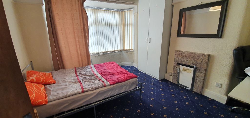 Property photo 3 of 9