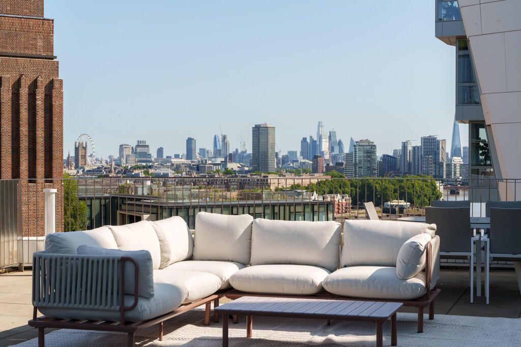 Property photo 1 of 38