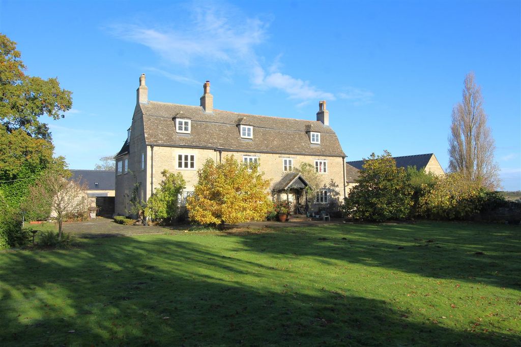 Property photo 1 of 28 Front 4 .Jpg