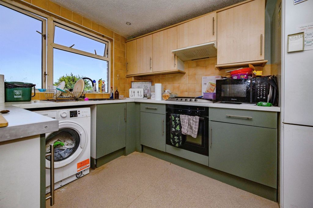 Property photo 3 of 15