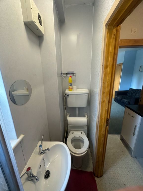 Property photo 3 of 4