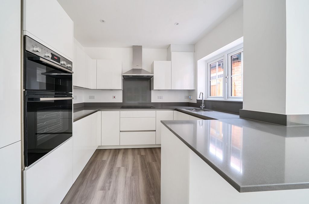 Property photo 3 of 25 1341237-4-68A48c6...