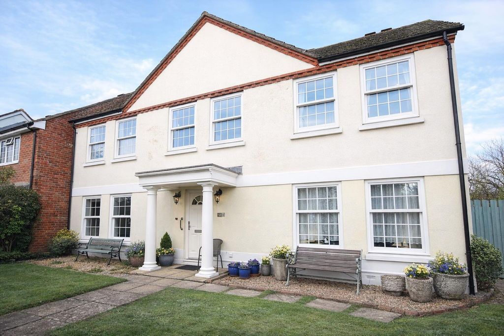 Property photo 1 of 9 Front.Png