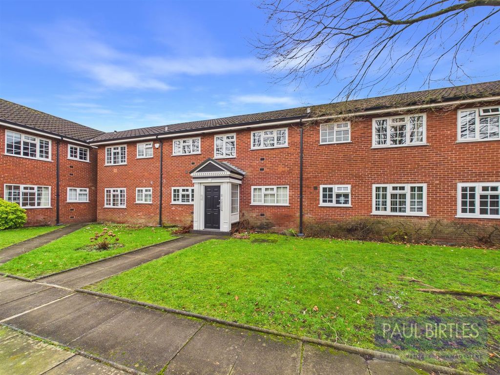 Property photo 1 of 18 Cam04378G0-Pr0284-Still028.Jpg