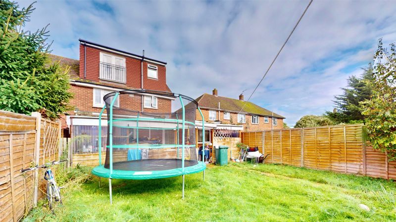 Property photo 2 of 22 Photo 44