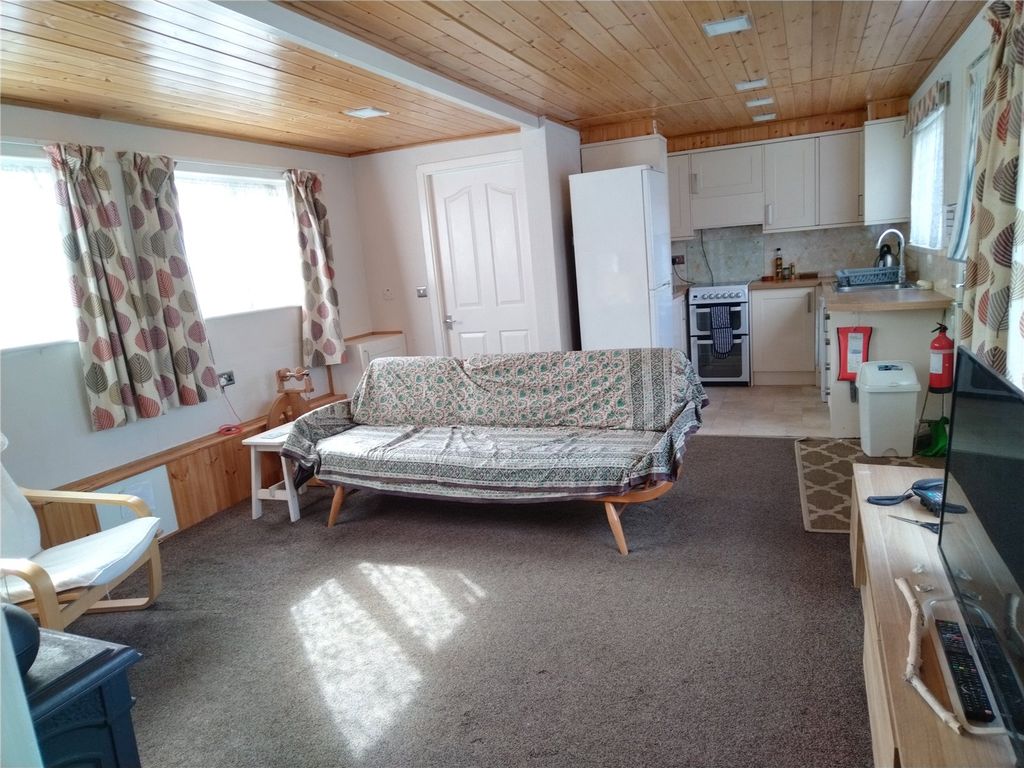 Property photo 3 of 9 Picture No. 08