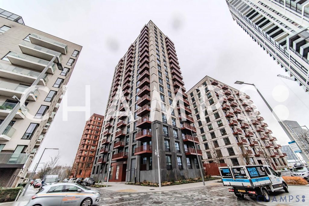 Property photo 1 of 13 Studio Flat To Rent In Greenwich Peninsula