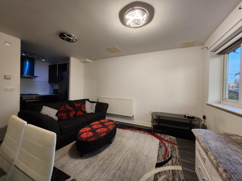 Property photo 1 of 8 Reception Room
