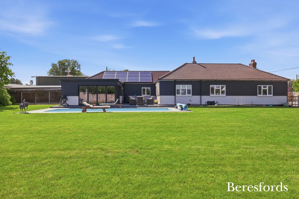 Additional image 31 of 4 bed bungalow for saleBraintree Green, Rayne CM77