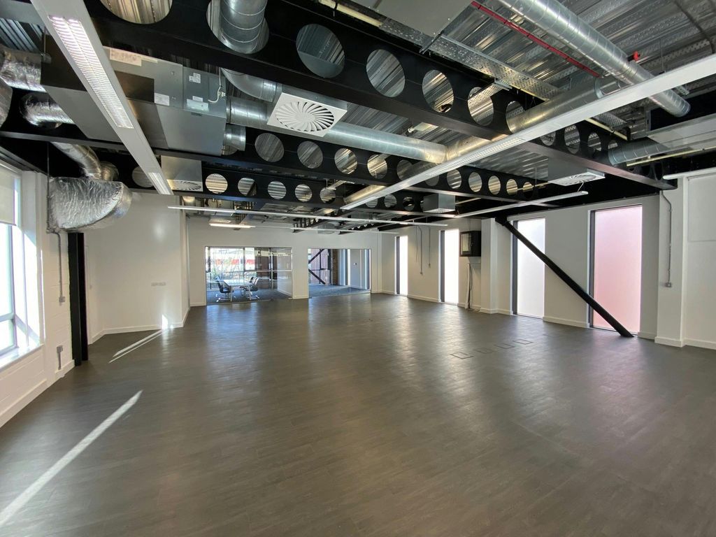 Property photo 2 of 21 Picture2.Jpg