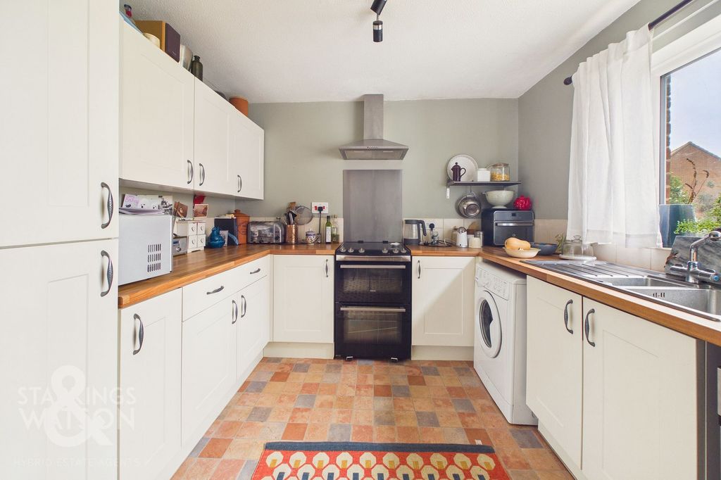 Property photo 1 of 26