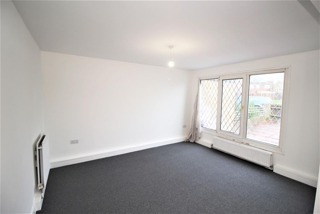 Property photo 3 of 14 Img_8257.Jpg