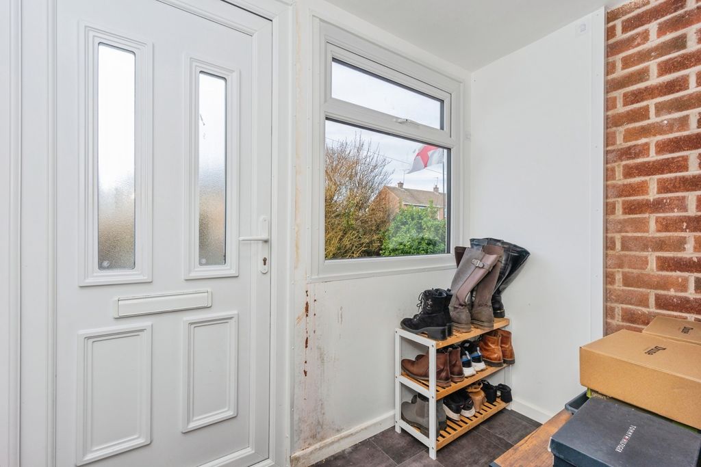 Property photo 2 of 18 Pbox-Img.Jpg