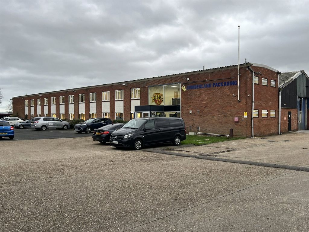 Property photo 2 of 21 Picture No. 02