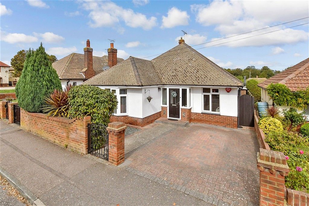 Property photo 1 of 15 External (Web)