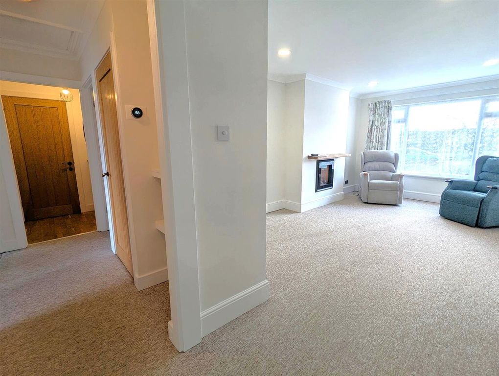 Property photo 3 of 20 2.Jpg