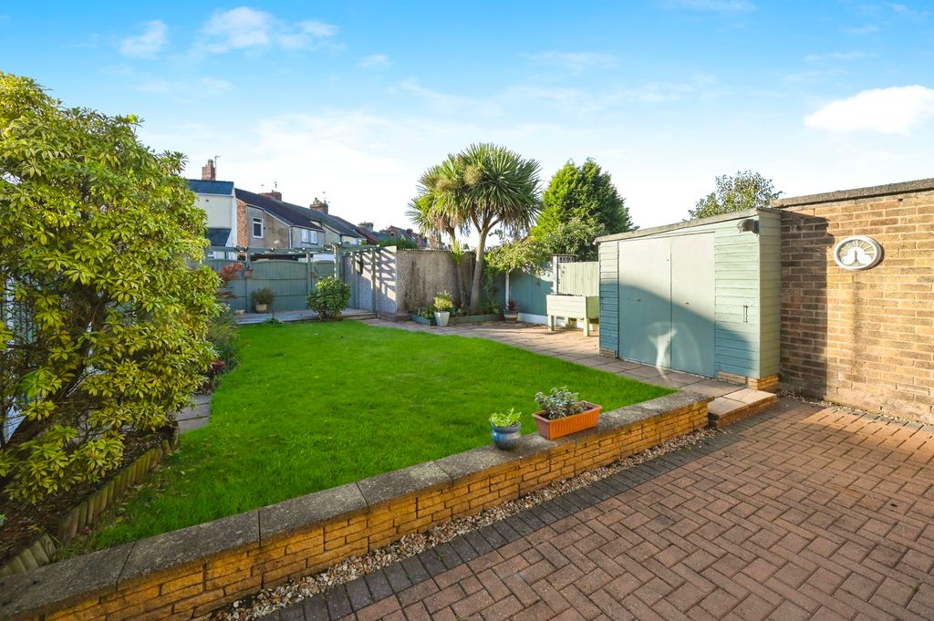 Property photo 2 of 15