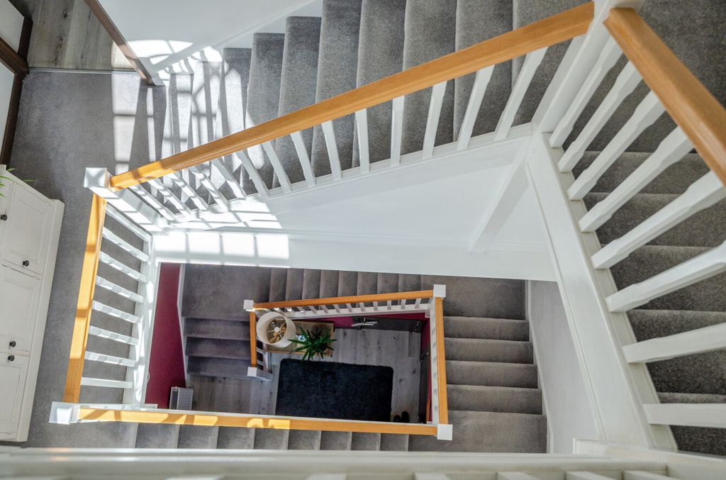 Property photo 3 of 24 1494339-31-6A5E60...