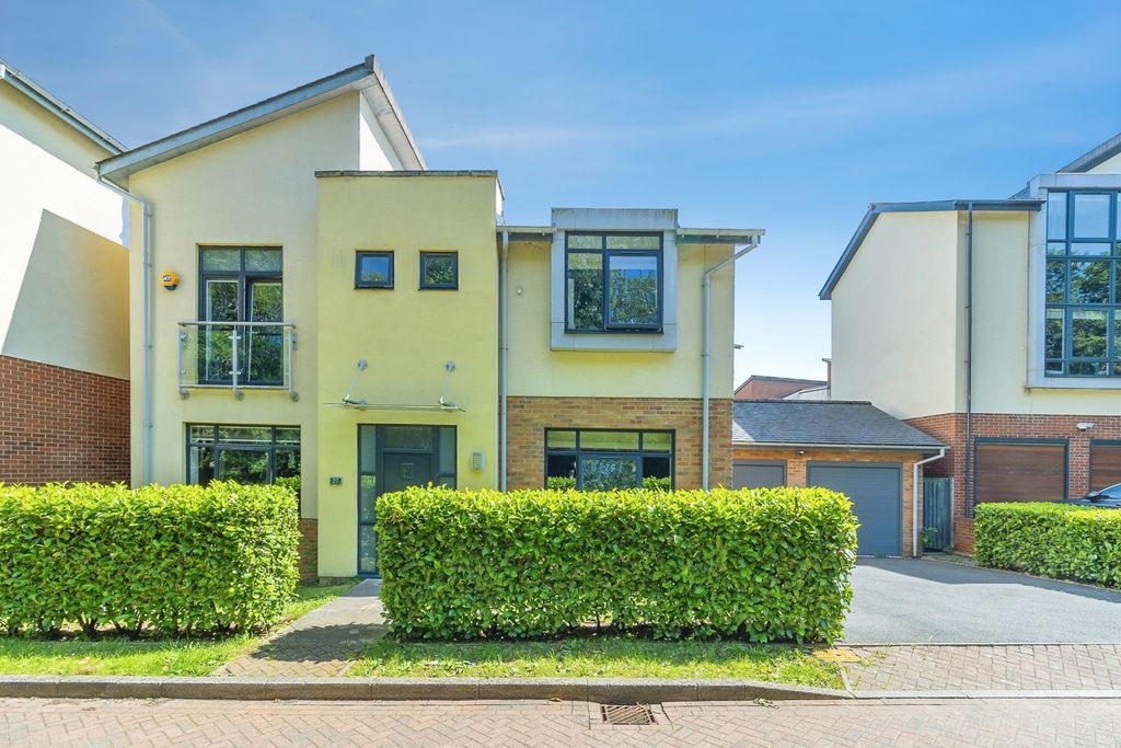 Property photo 1 of 20 Pbox-Img.Jpg
