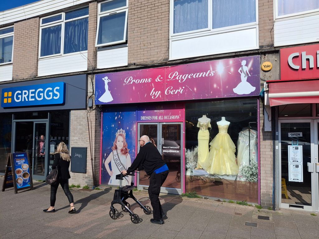 Property photo 1 of 5