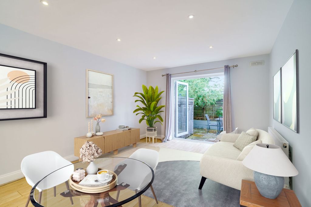 Property photo 2 of 15