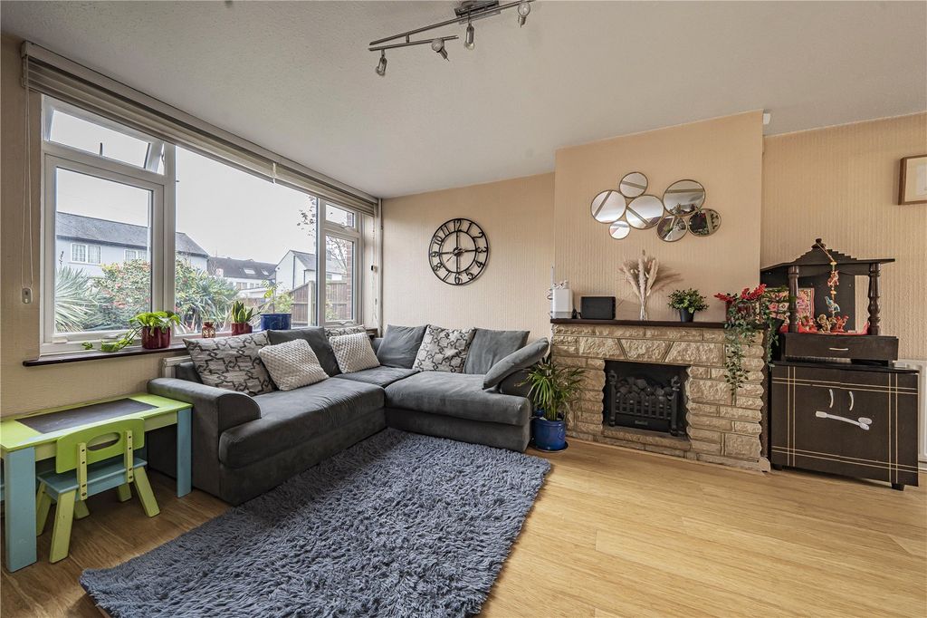 Property photo 2 of 19 Picture No. 02