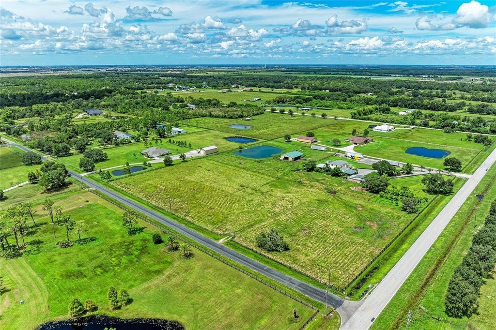 Property photo 2 of 18 <Alttext/>