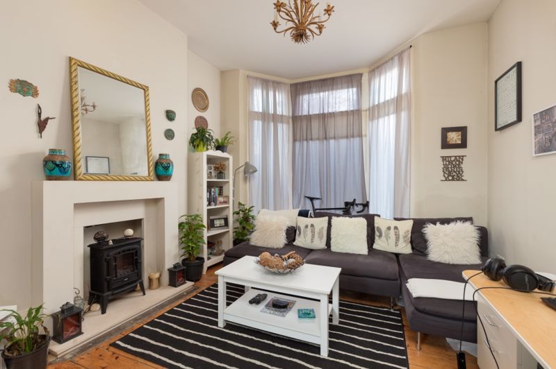 Property photo 1 of 9 Photo 10