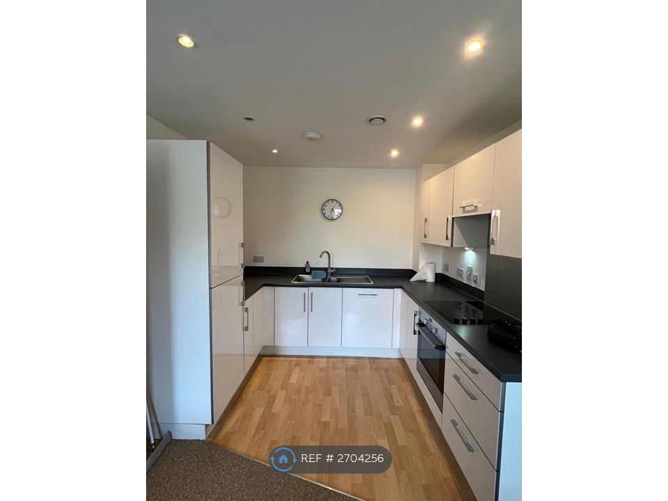 Property photo 2 of 8