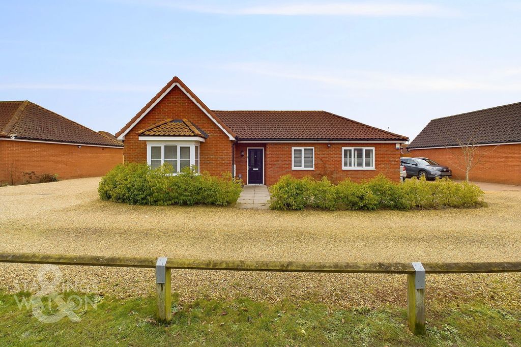 Property photo 1 of 23